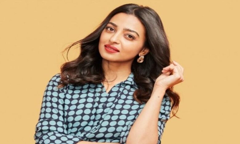 Radhika Apte: Radhika Apte got locked in Aerobridge, shared her post and shared her ordeal.