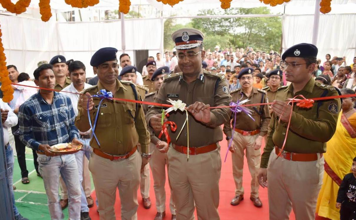 Police Canteen: Joy in police family due to opening of police canteen in Police Residential Colony, Amlidih.